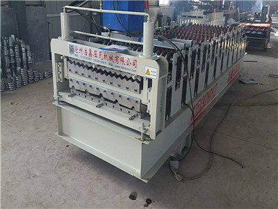 850-900型彩钢全自动压瓦机